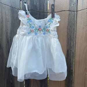Baby Gap tulle embroidered dress size 0-3 months